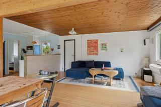Holiday Home With Natural Plot Near Beach, Hills - 9
