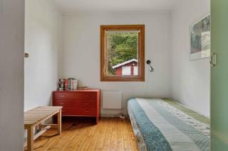 Holiday Home With Natural Plot Near Beach, Hills - Fårevejle - 1