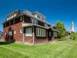 Charming Cleveland Home - 5