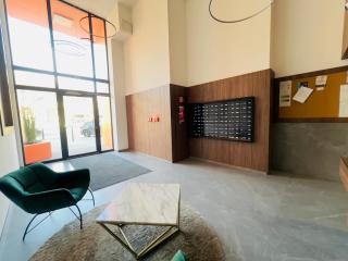 Karzo Property LU 209 Free Garage - 7