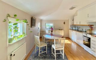 Home Sweet Home- center, sea view, sauna, balcony - Mariehamn - 8