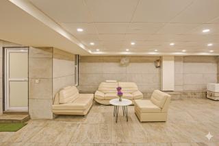 Hotel HomeAste 001 Near Yashoboomi Convention Center - New Delhi - 5