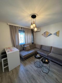 Central Tirana Apartment - 5