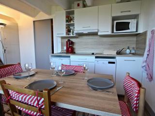 Studio cabine avec balcon et parking couvert à Chamrousse - FR-1-340-186 - 2