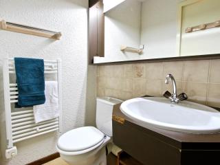 Studio avec balcon et parking couvert à Chamrousse - FR-1-340-146 - Chamrousse - 2
