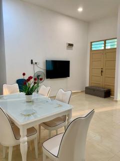Mr Cook Homestay Melor - Melur - 5
