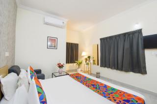 FabHotel Joy Stayz - Nr Yashoda Hospital, Hitech City - 1