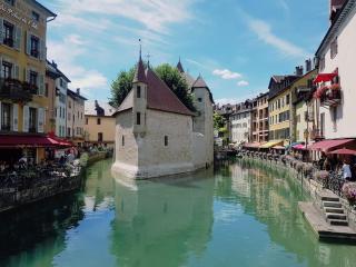 Annecy, A haven of peace for two - 4
