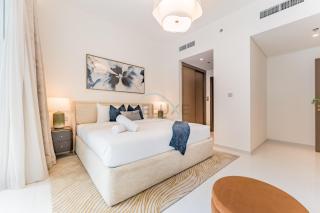 Partial Sea Views with Private Beach Access, Near Dubai Marina and Palm Jumeirah, Grand Bleu Tower by Elie Saab, Tower 2, Emaar Beachfront by Deluxe Holiday Homes - 1