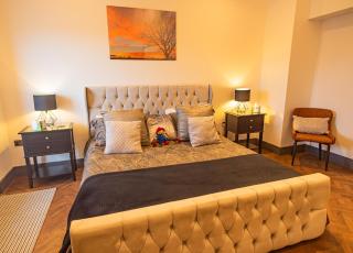 Marmalade Barn Guest Suite with wet room - 8