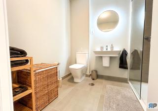 012 Apartment with Terrace & Sea View - 2