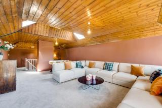 Vere Lodge - - 8