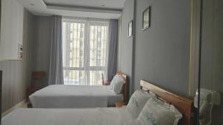 Hồng Phúc 5 Hotel - 1