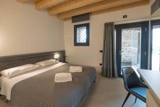 Alma Room - 8