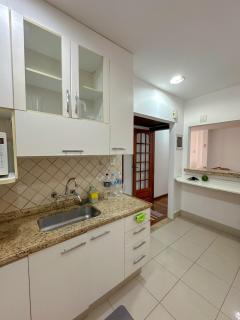 Spacious Copacabana apartment 5 minutes from the beach - 7 guests - 9
