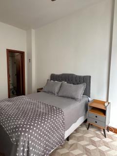 Spacious Copacabana apartment 5 minutes from the beach - 7 guests - 7