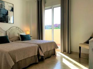 Holiday apartment Penthouse Bermuda Beach 9 - 4