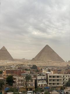 moon view pyramids - Caïro - 2