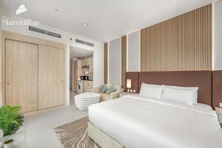 MarvelStay-Infinity Pool-Beachfront-The Palm - 4