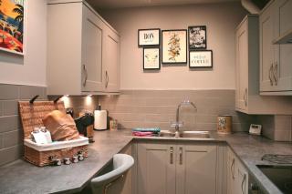 New Ground Floor Abbeydale Road Apartment - 6