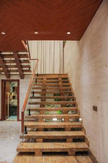 Luxury Guest House - 8