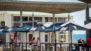 Henley Beach'comber - 7