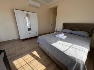 Charming Villa with Swimming Pool - Foça - 5