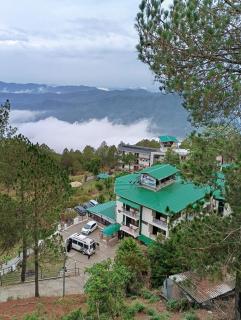 Flutter Hotels & Resort - 0