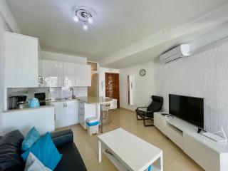 First Line to Sea, Apartment in Verdemar Nerja with Pool and Sea Views - 6