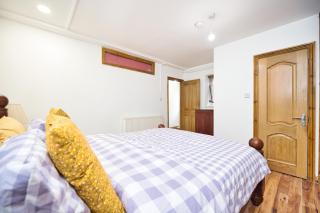 Modern 1Bed, 2 Min to Tube & DLR in London E3 - 6