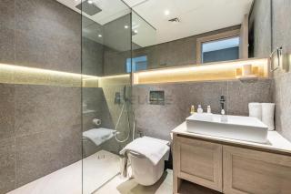 Cozy Studio with Peaceful Community Views, Just Steps from Parks and Circle Mall, Oxford 212, JVC by Deluxe Holiday Homes - 5