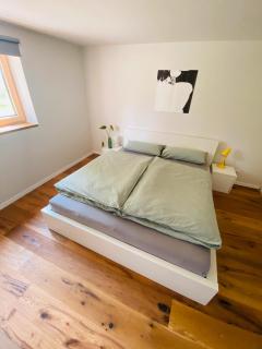 Helle Ferienwohnung Zum Relaxen - 9