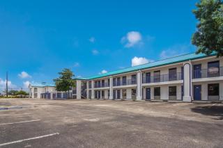 Motel 6 Pensacola, FL - NAS - 9