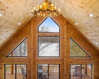 Luxury Log Cabin Lakefront, Game room & Fire Pit, - Schenevus - 6