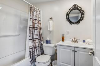 3 Charming Cottages on GOTL Strip - Sleeps 10 - 3