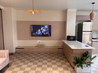 2BHK Spacious Floor Behind Airport with Private Terrace Deck & Kitchenette - 5