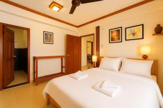 Apricot Homestays - 3