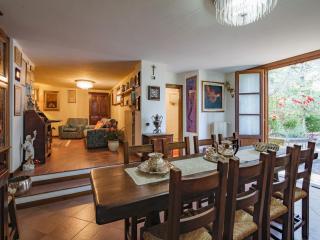 Villa in Tuscany with Private Pool and Hill View - 8