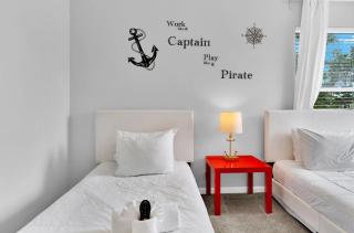 5BR Kissimmee Home Pool and Game Room Fun - 5