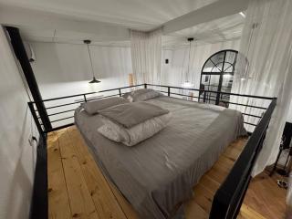 Freedom Square - Poets' Nest - 3