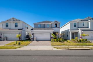 New Modern 5Beds, 5Baths Windsor Cay - 5