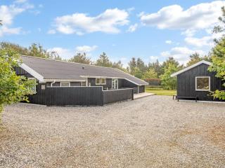 Holiday Home Onni - 2-3km from the sea by Interhome - 4