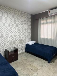 Sobrado espaçoso para até 08 pessoas no Setor Leste Universitário - Goiânia - 4
