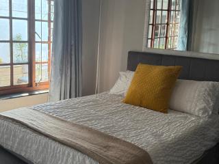 Mopanie House - 2