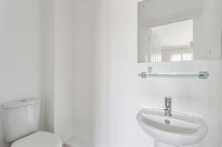 Ground Floor Apt, Parking, Close to Windsor Castle - 2