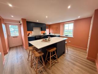 Peace Cottage - 1