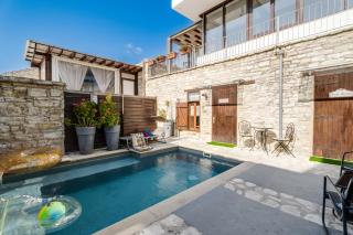RedBlue Door Two Traditional Listed Houses - 1