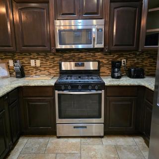 Beautiful Home For Large Family! - 2