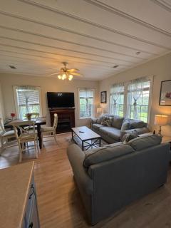 Belle of the Burg - 5