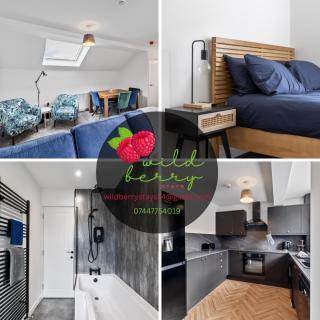 Wild Berry Stays- Baltic Street - 9